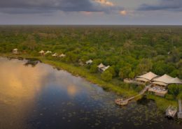 DumaTau Camp Botswana Safari - Camp - FI